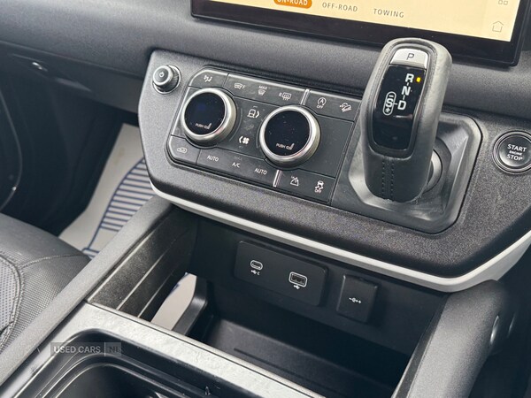 Used Land Rover Defender 2023 for sale - 77560300: Photo 14