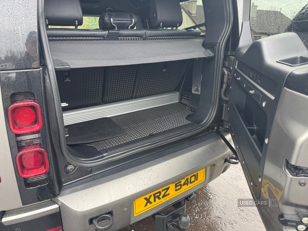 Used Land Rover Defender 2023 for sale - 77560300: Photo 7