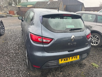 Used Renault Clio 2022 for sale - 78116846: Photo