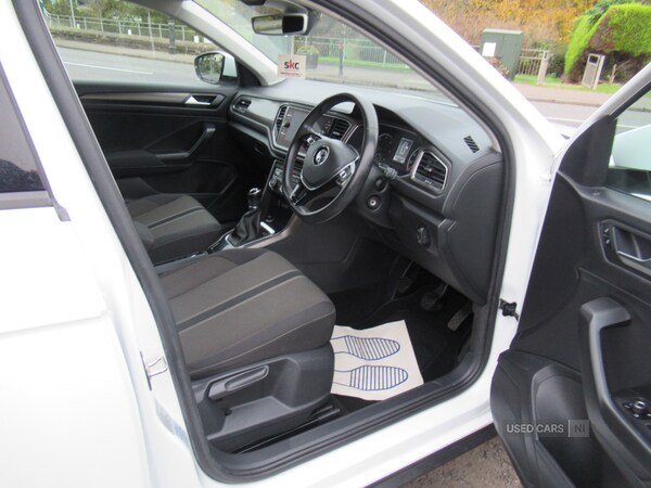 Used Volkswagen T-Roc 2018 for sale - 76315443: Photo 12