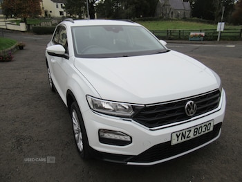 Used Volkswagen T-Roc 2018 for sale - 76315443: Photo