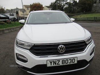 Used Volkswagen T-Roc 2018 for sale - 76315443: Photo