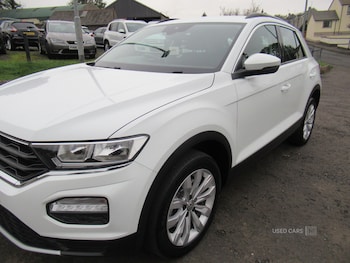 Used Volkswagen T-Roc 2018 for sale - 76315443: Photo
