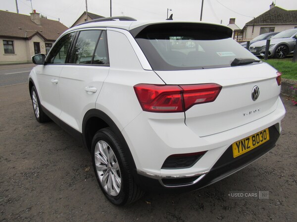Used Volkswagen T-Roc 2018 for sale - 76315443: Photo 6
