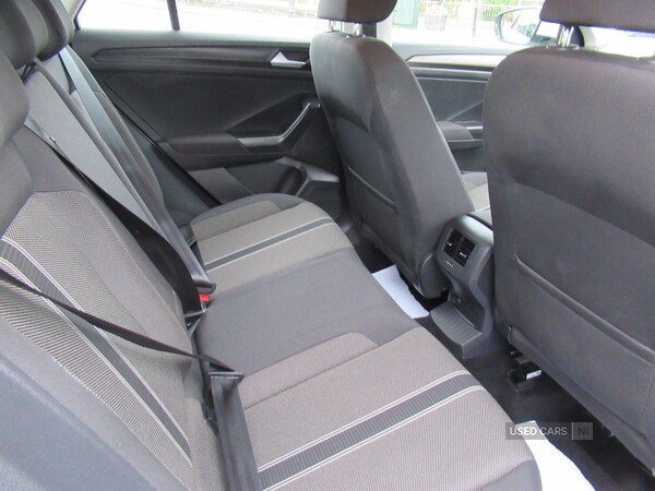 Used Volkswagen T-Roc 2018 for sale - 76315443: Photo 9