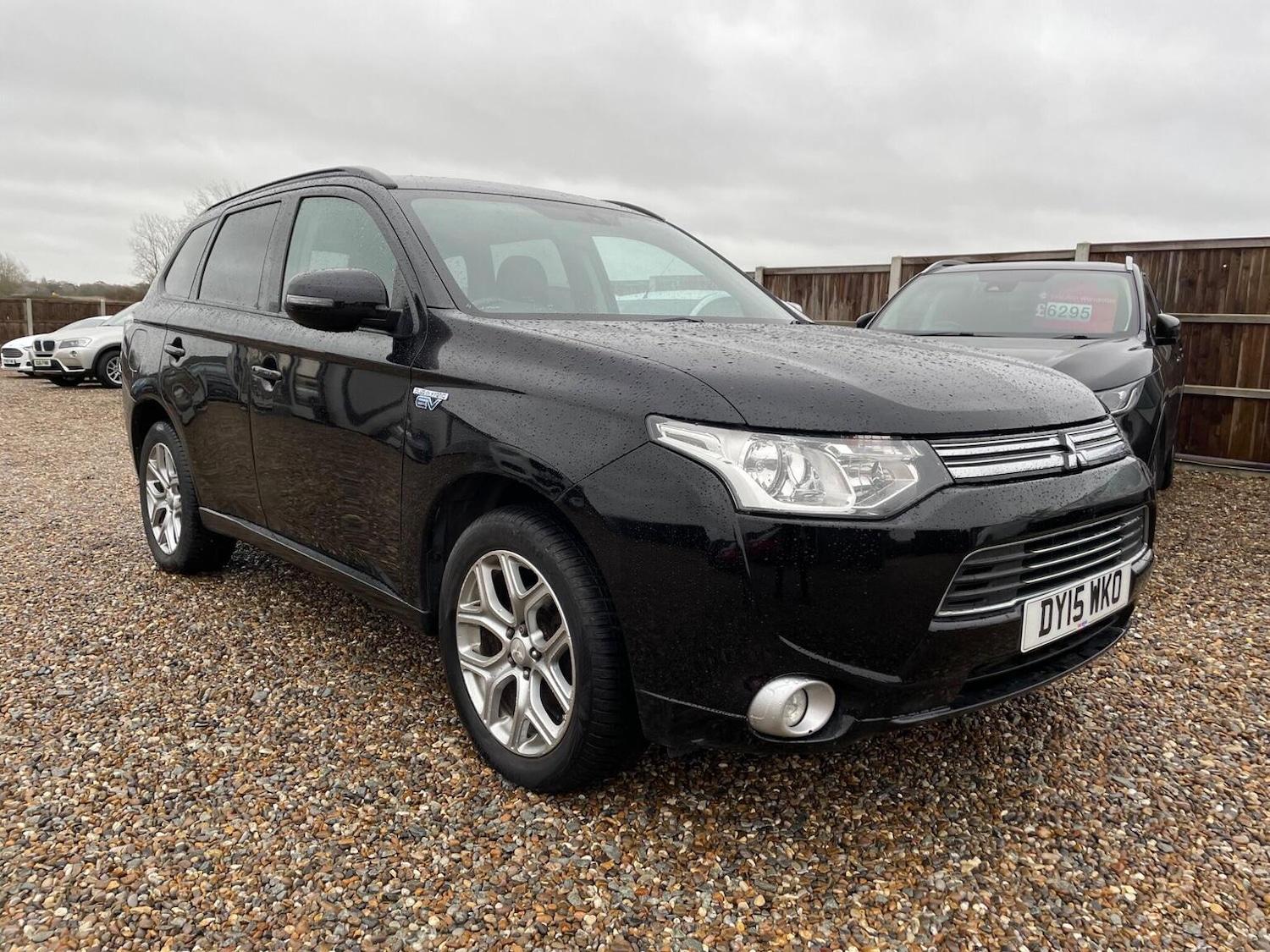Used Mitsubishi Outlander 2015 for sale - 76769747: Photo 1