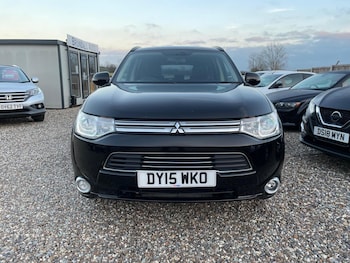 Used Mitsubishi Outlander 2015 for sale - 76769747: Photo