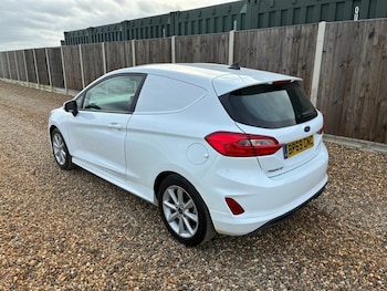 Used Ford Fiesta 2020 for sale - 78352896: Photo