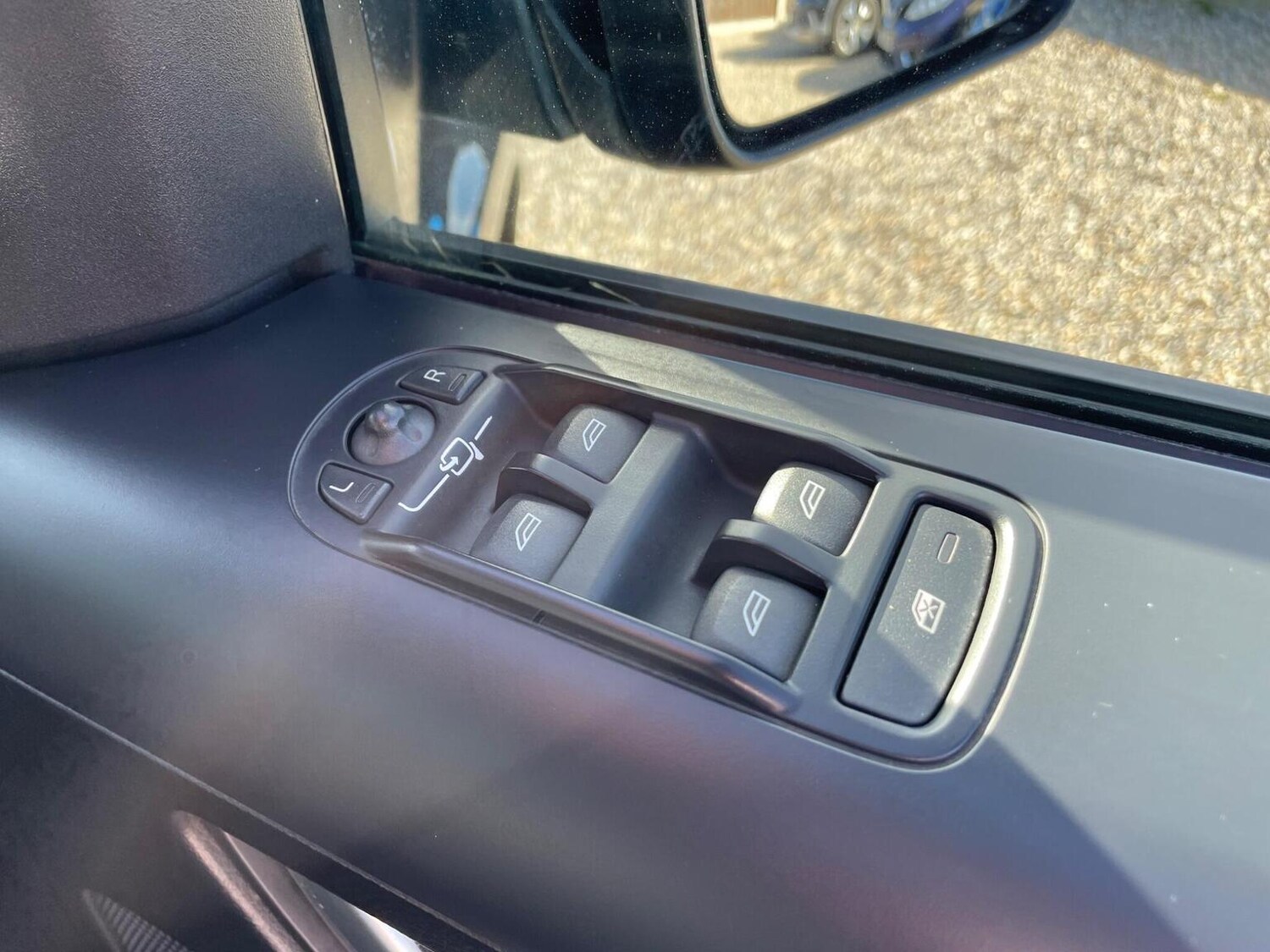 Used Land Rover Freelander 2 2013 for sale - 77921387: Photo 13