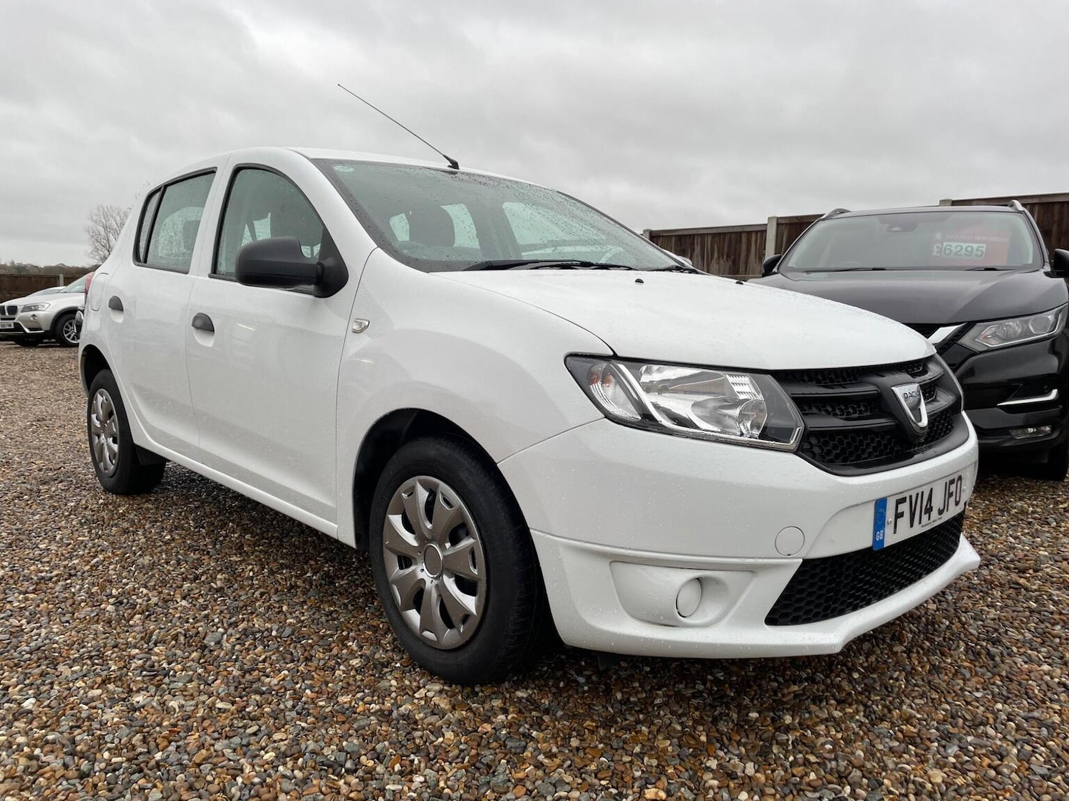 Used Dacia Sandero 2014 for sale - 76769748: Photo 1