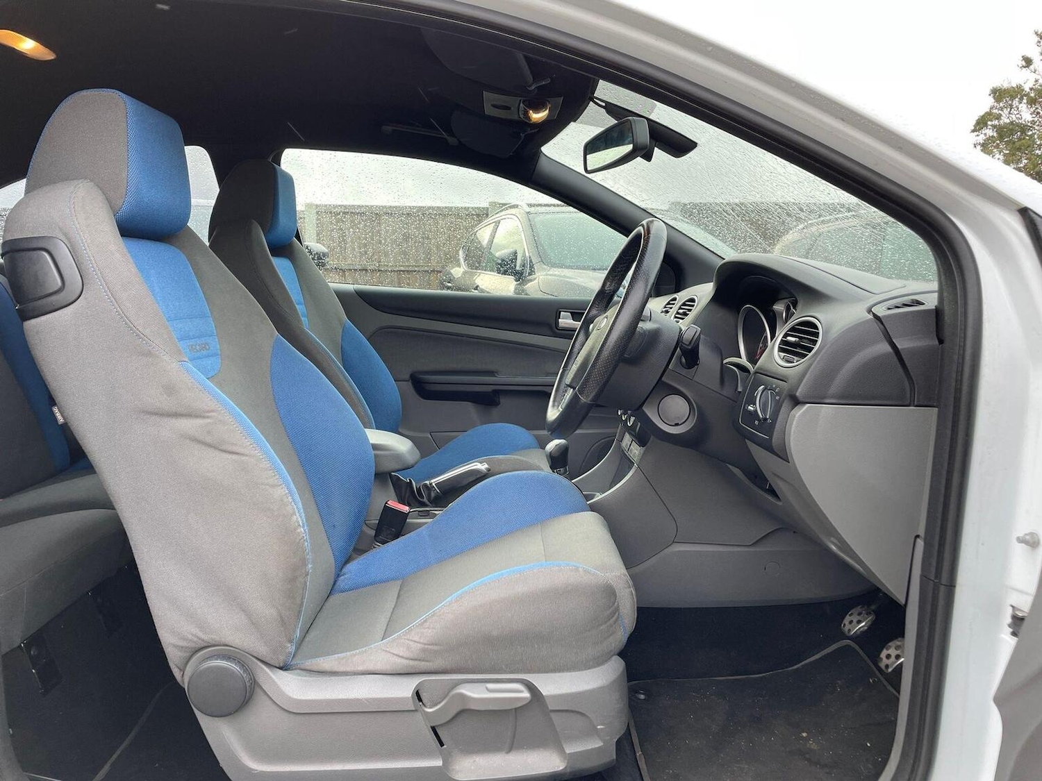 Used Ford Focus 2010 for sale - 76751772: Photo 11