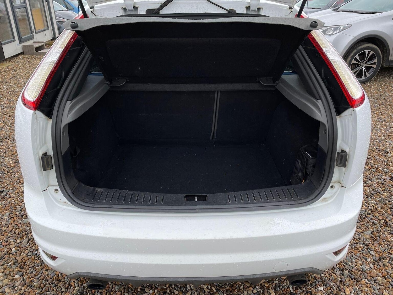 Used Ford Focus 2010 for sale - 76751772: Photo 22