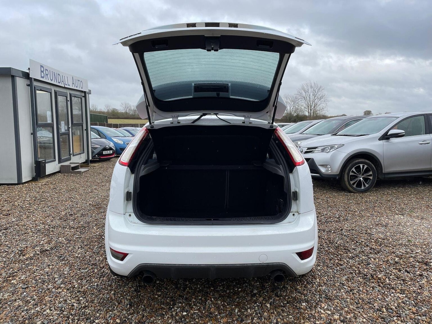 Used Ford Focus 2010 for sale - 76751772: Photo 5