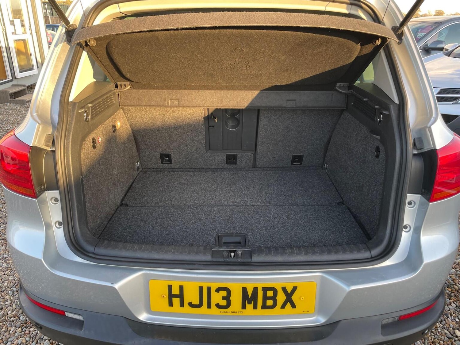 Used Volkswagen Tiguan 2013 for sale - 76643296: Photo 28