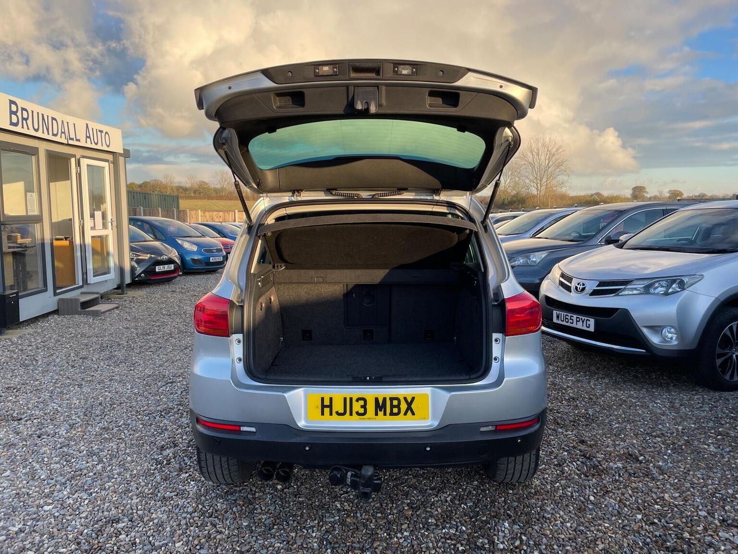 Used Volkswagen Tiguan 2013 for sale - 76643296: Photo 6