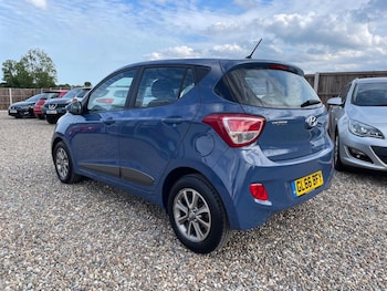 Used Hyundai i10 2016 for sale - 75406177: Photo