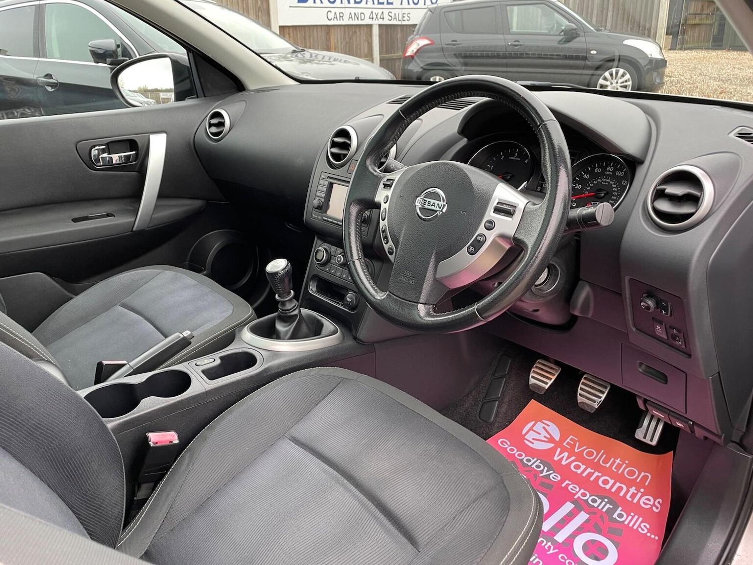 Used Nissan Qashqai 2010 for sale - 76605934: Photo 11