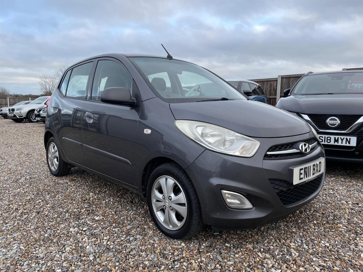 Used Hyundai i10 2011 for sale - 76725580: Photo 1