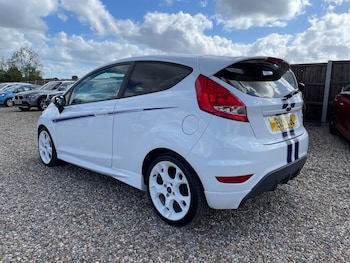 Used Ford Fiesta 2011 for sale - 75999845: Photo