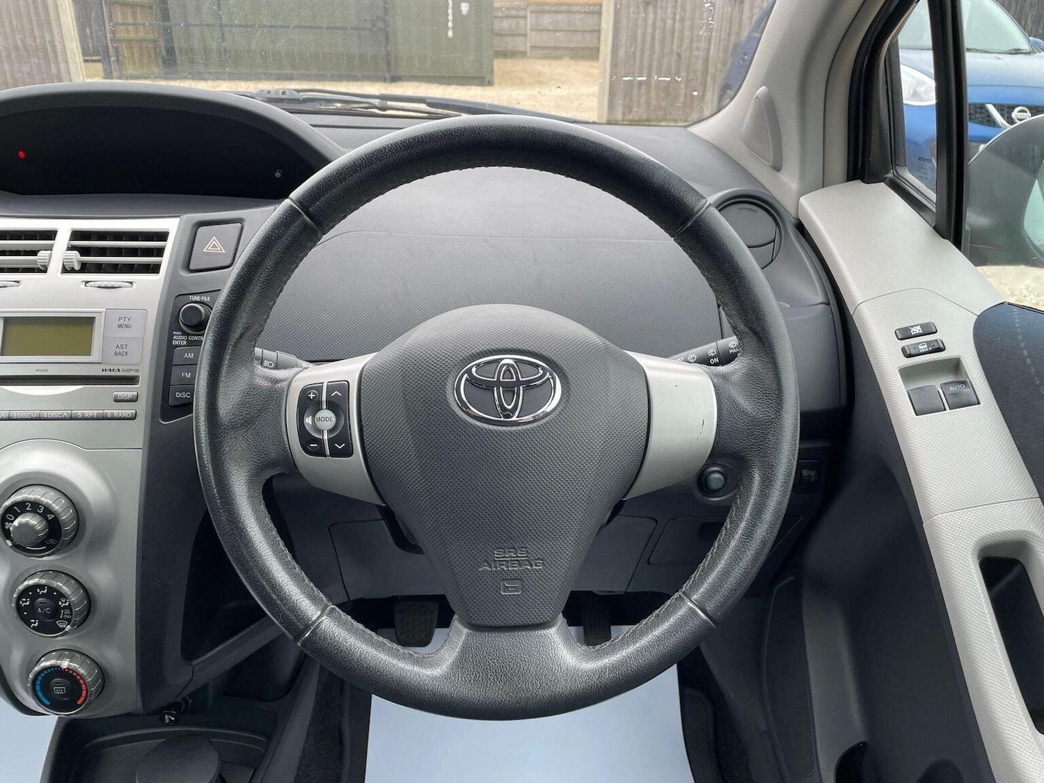 Used Toyota Yaris 2008 for sale - 77781578: Photo 24