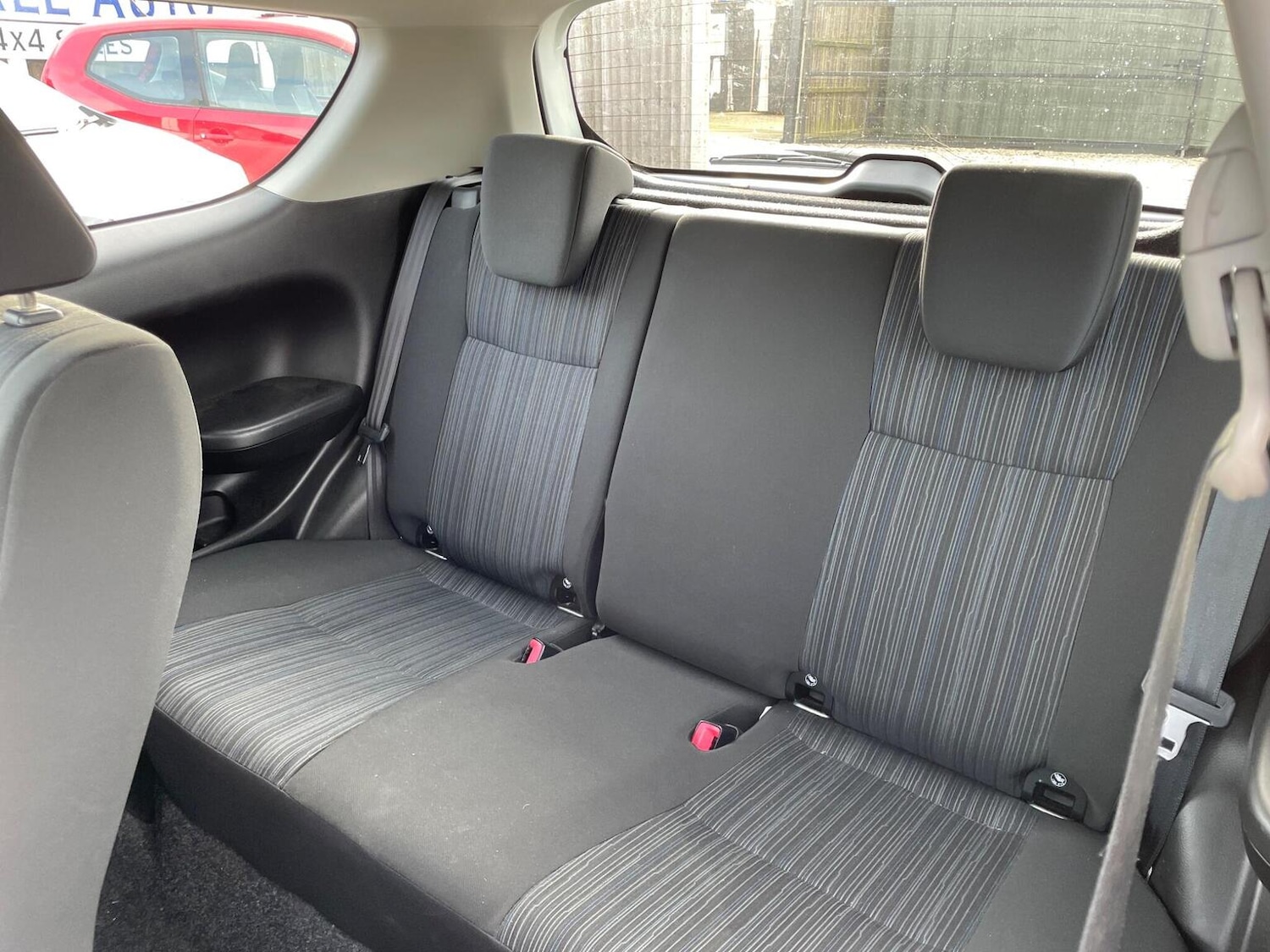 Used Suzuki Swift 2015 for sale - 77881036: Photo 11