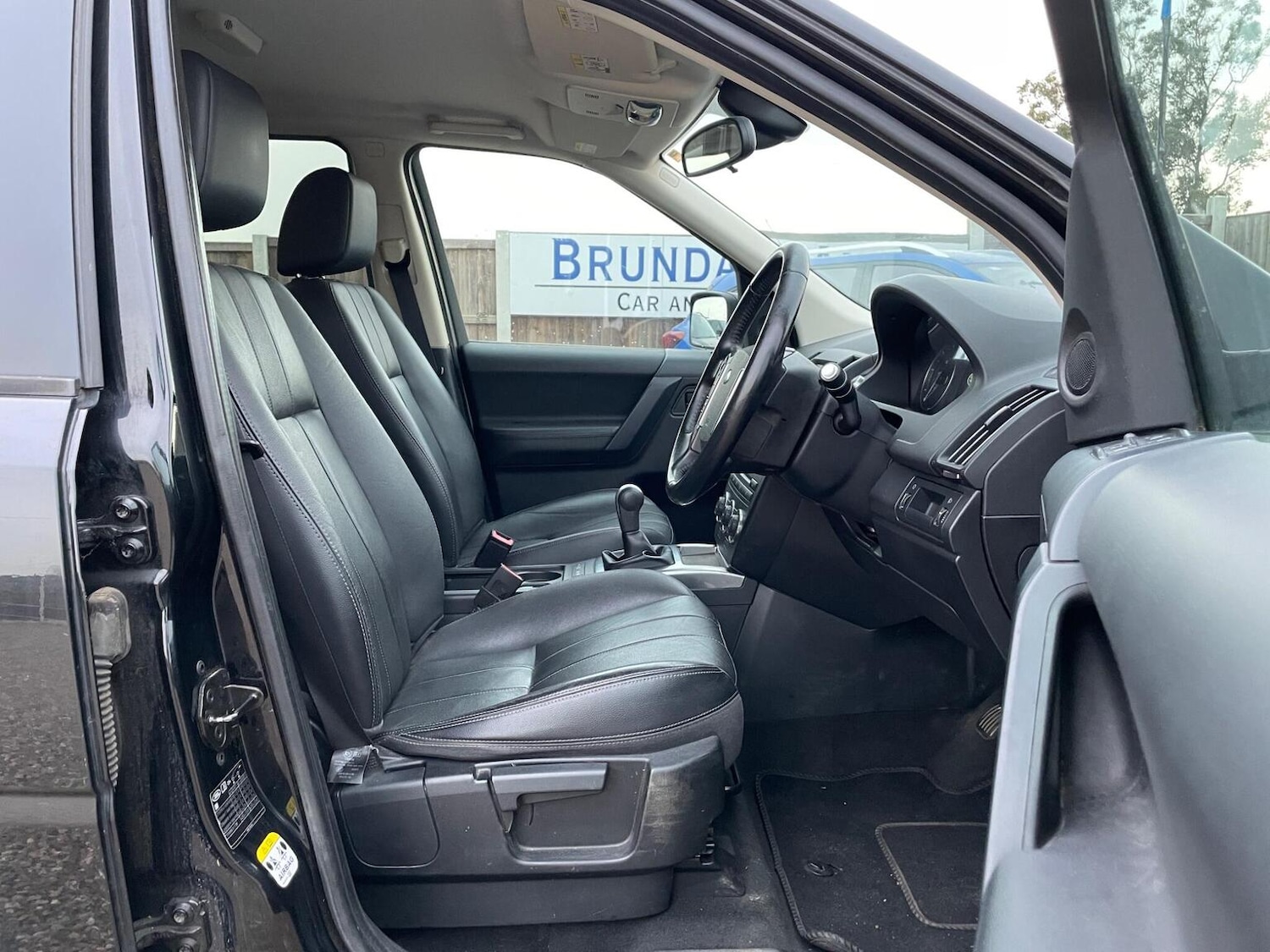 Used Land Rover Freelander 2 2013 for sale - 76510849: Photo 12