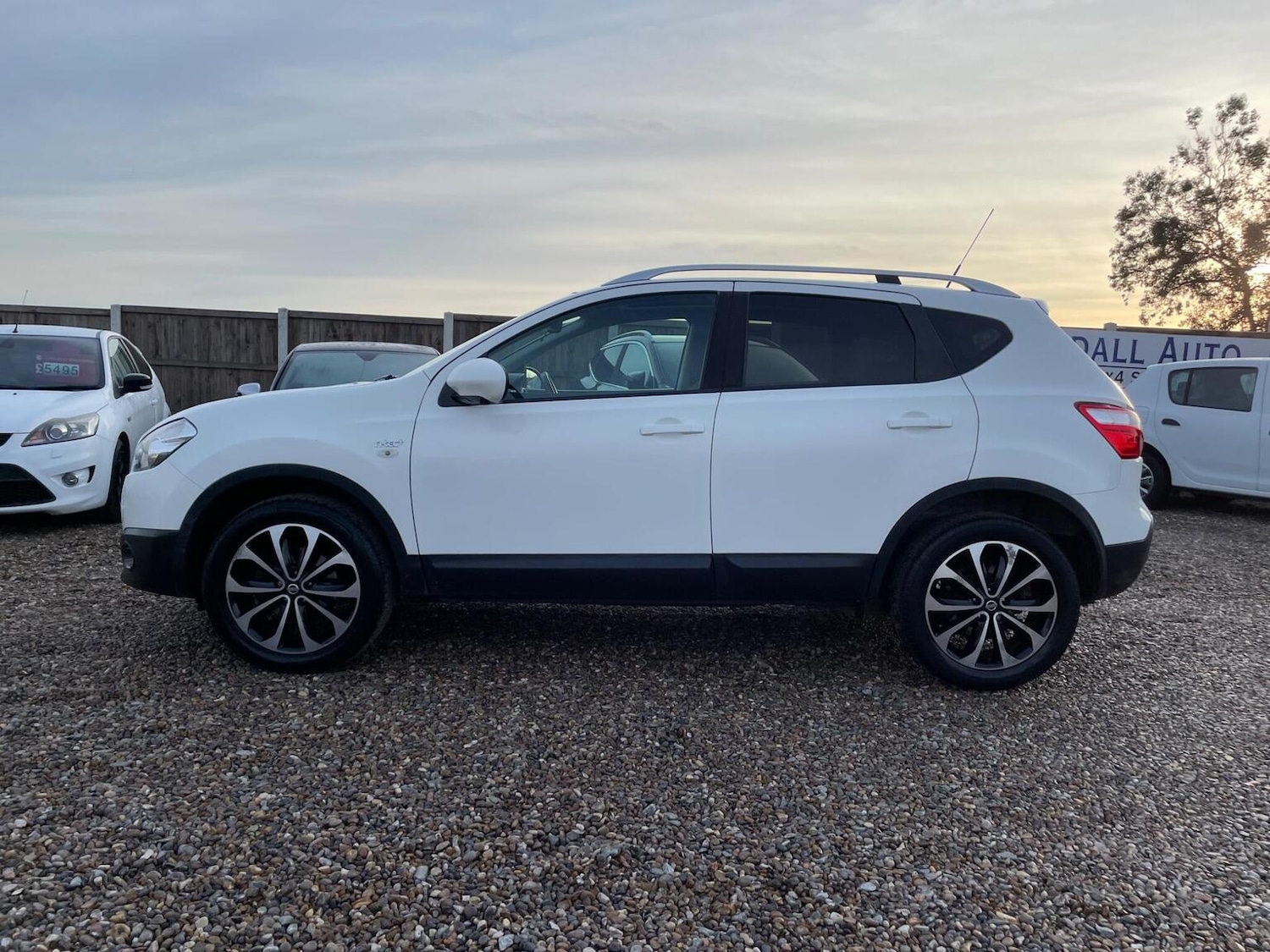 Used Nissan Qashqai 2012 for sale - 77049280: Photo 5