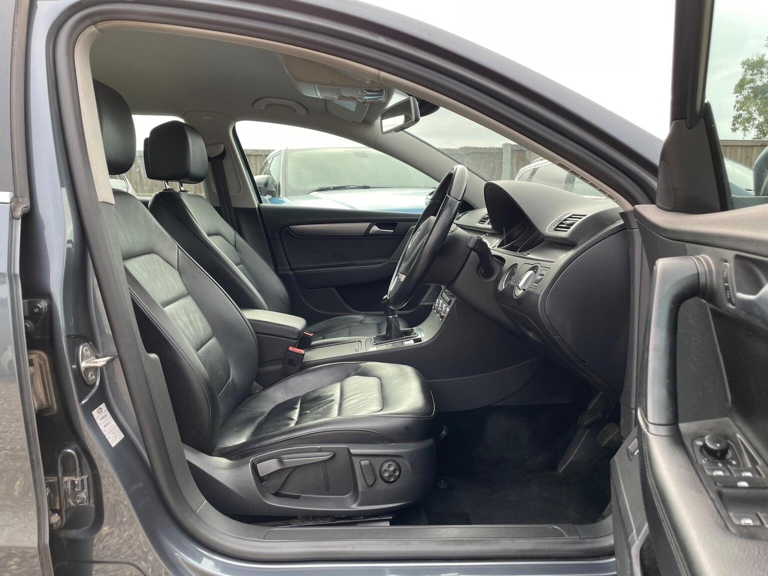 Used Volkswagen Passat 2014 for sale - 76559968: Photo 13