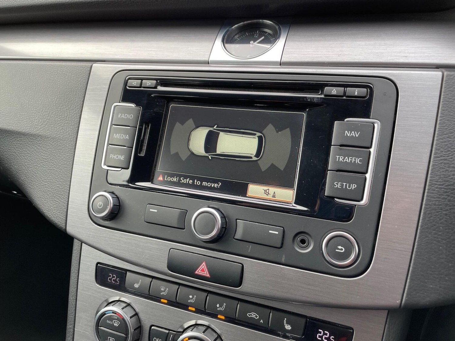 Used Volkswagen Passat 2014 for sale - 76559968: Photo 27