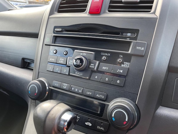 Used Honda CR-V 2010 for sale - 76281380: Photo 29