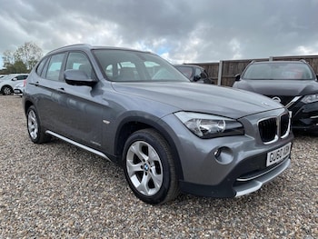 Used BMW X1 2010 for sale - 76041024: Photo