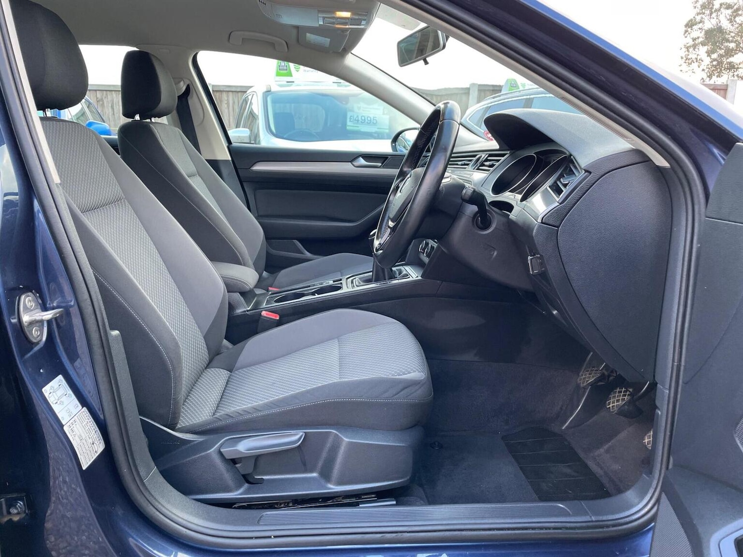 Used Volkswagen Passat 2015 for sale - 77453232: Photo 11