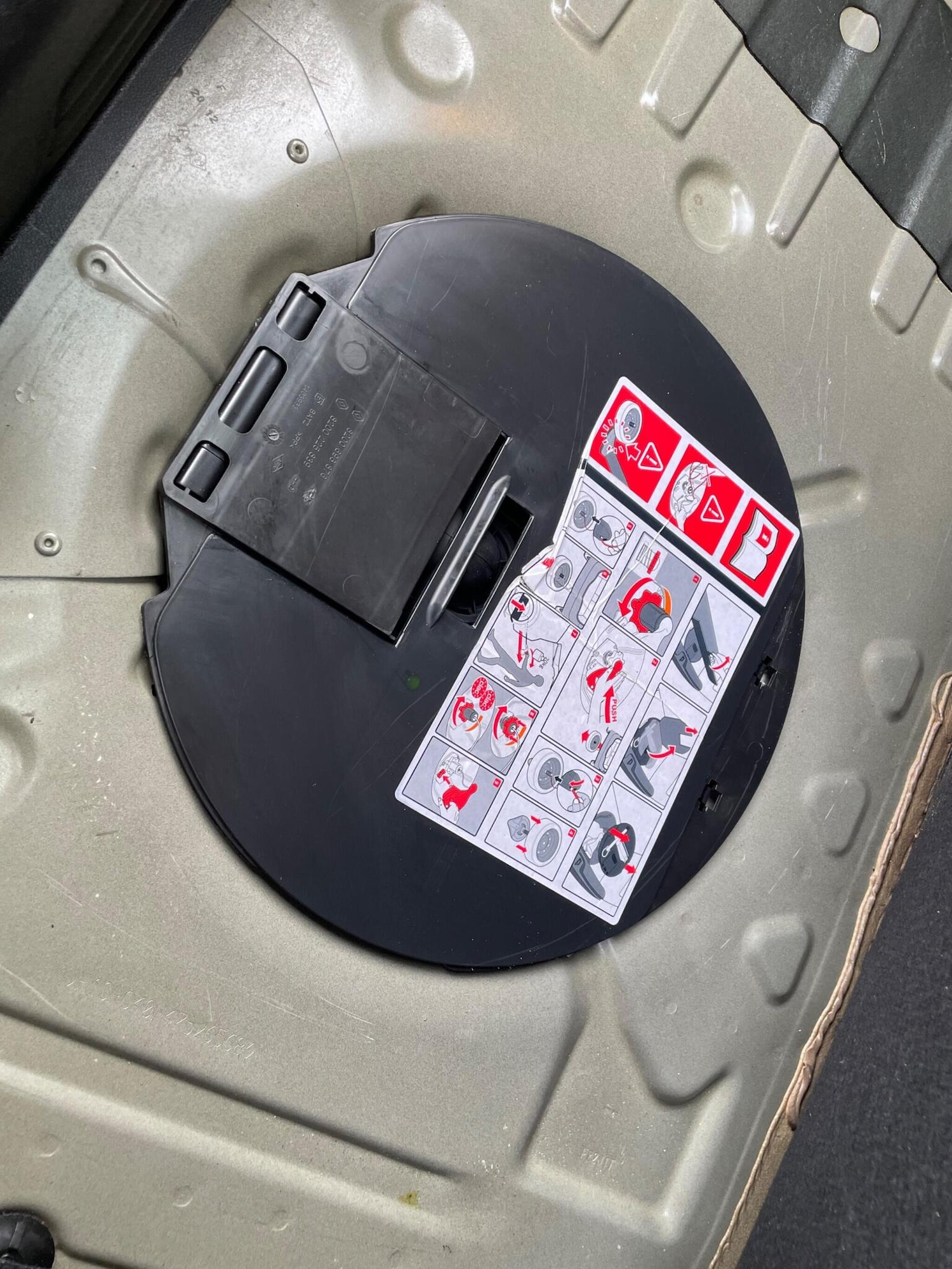 Used Renault Clio 2012 for sale - 77251225: Photo 26