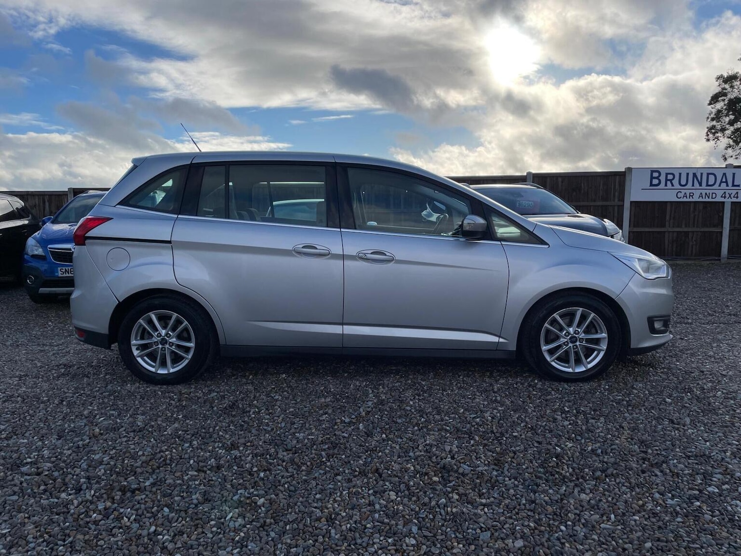 Used Ford Grand C-Max 2015 for sale - 77189217: Photo 7