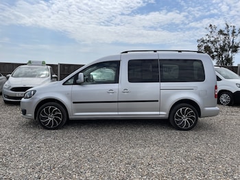 Used Volkswagen Caddy Maxi Life 2015 for sale - 79143561: Photo