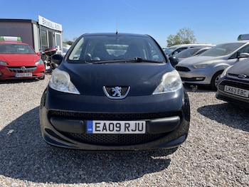 Used Peugeot 107 2009 for sale - 79424129: Photo