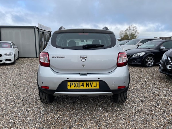Used Dacia Sandero Stepway 2014 for sale - 76262978: Photo 6