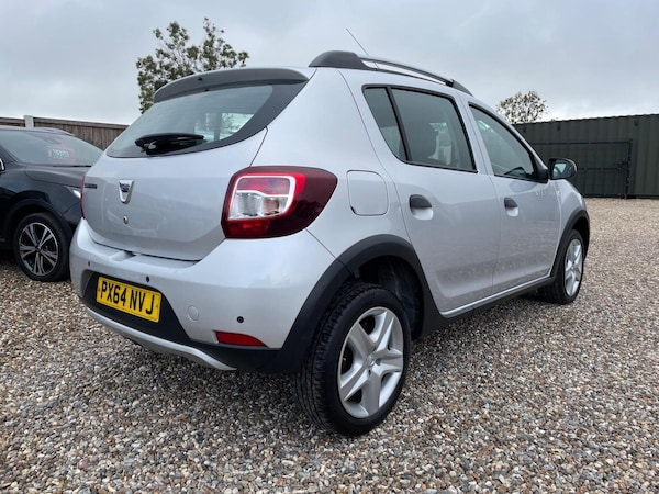 Used Dacia Sandero Stepway 2014 for sale - 76262978: Photo 9
