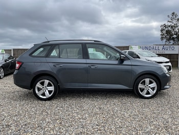 Used Skoda Fabia 2015 for sale - 78057058: Photo