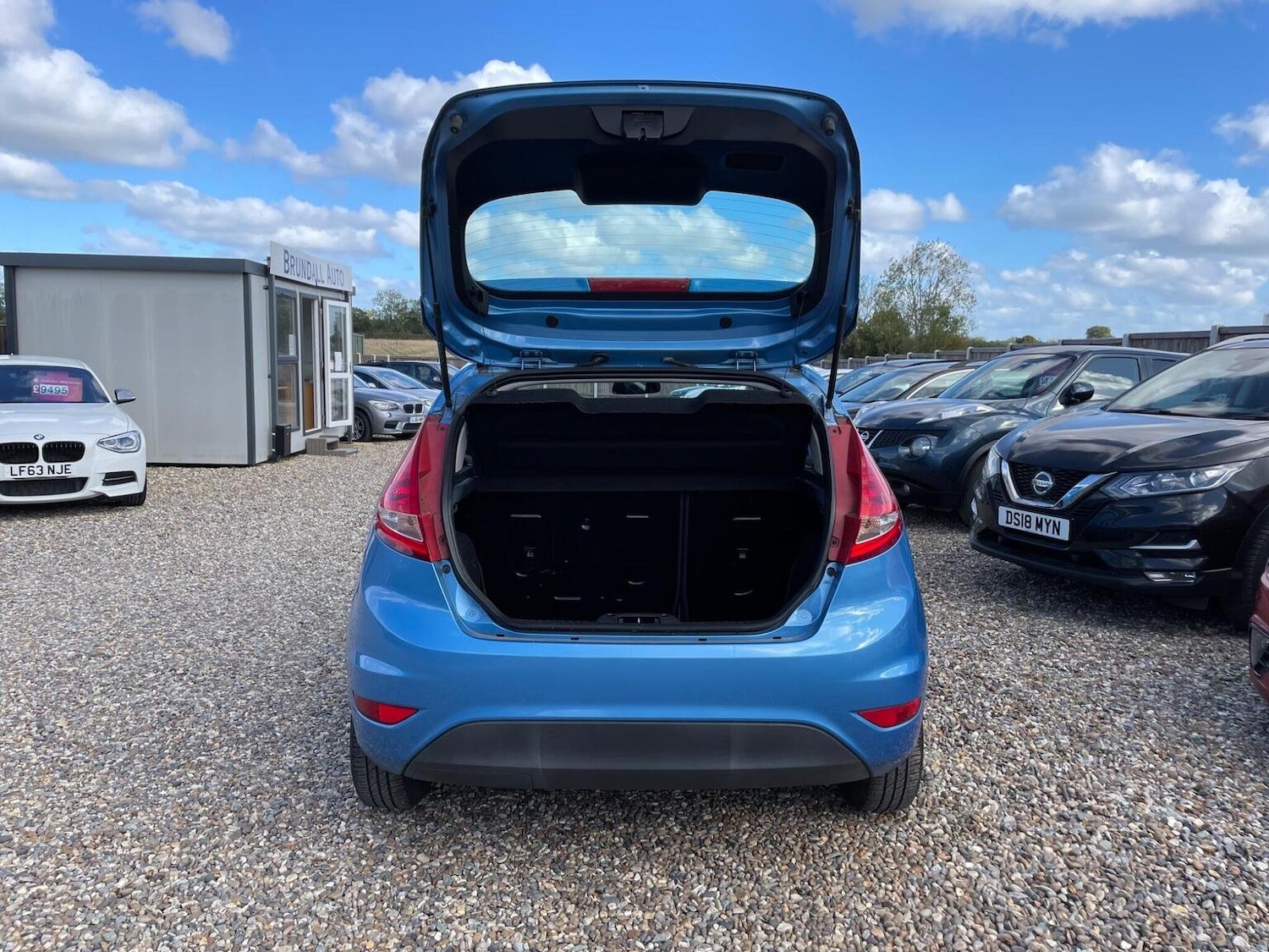 Vehicle 21