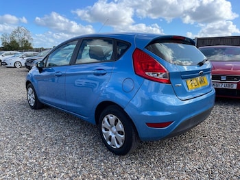 Used Ford Fiesta 2011 for sale - 75999862: Photo