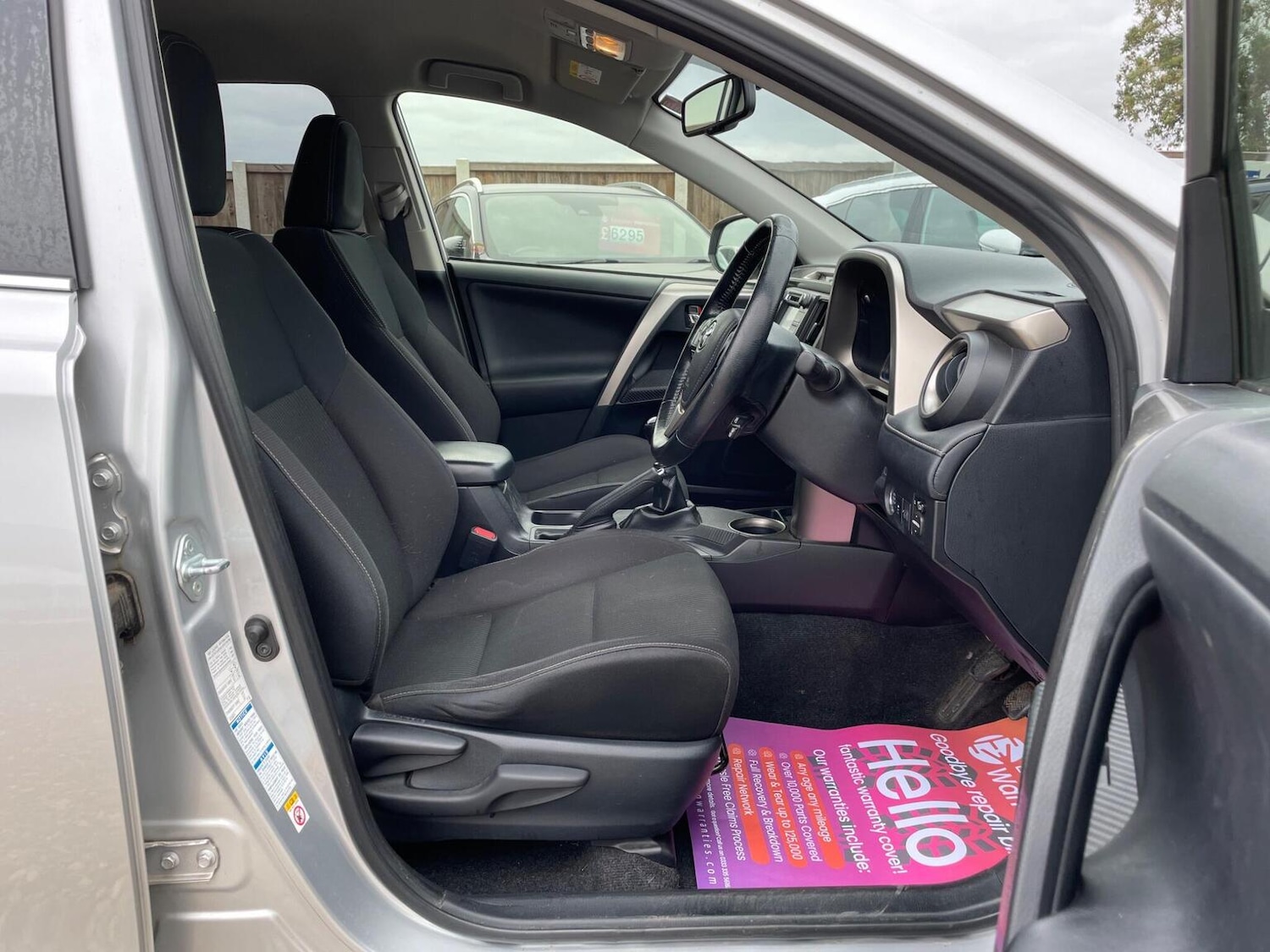 Used Toyota RAV4 2015 for sale - 76313984: Photo 10