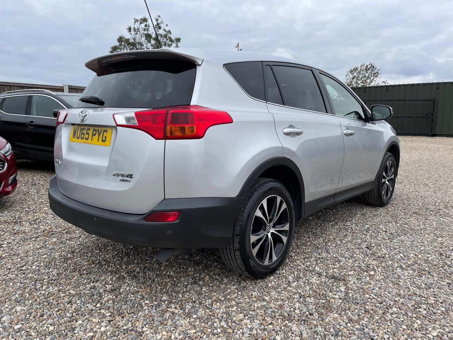 Used Toyota RAV4 2015 for sale - 76313984: Photo 8