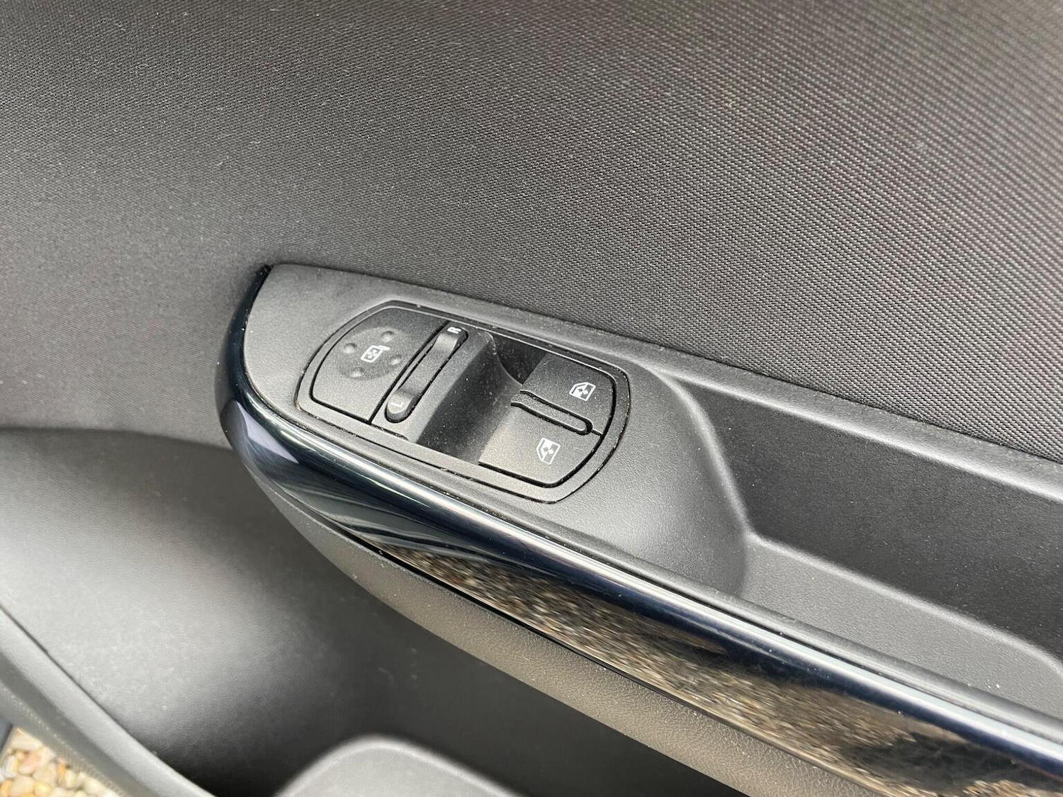 Used Vauxhall Corsa 2017 for sale - 77562529: Photo 16