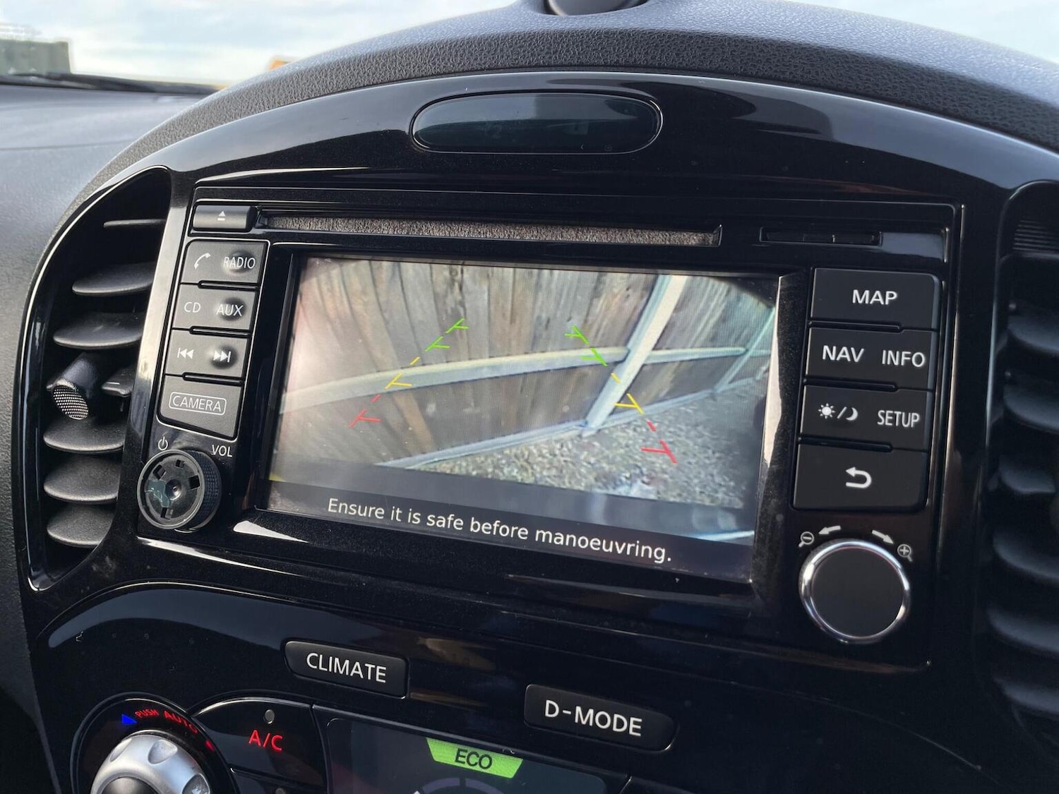 Used Nissan Juke 2016 for sale - 76940085: Photo 23