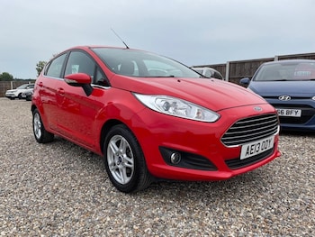 2013 - 1.25 Zetec Euro 5 5dr