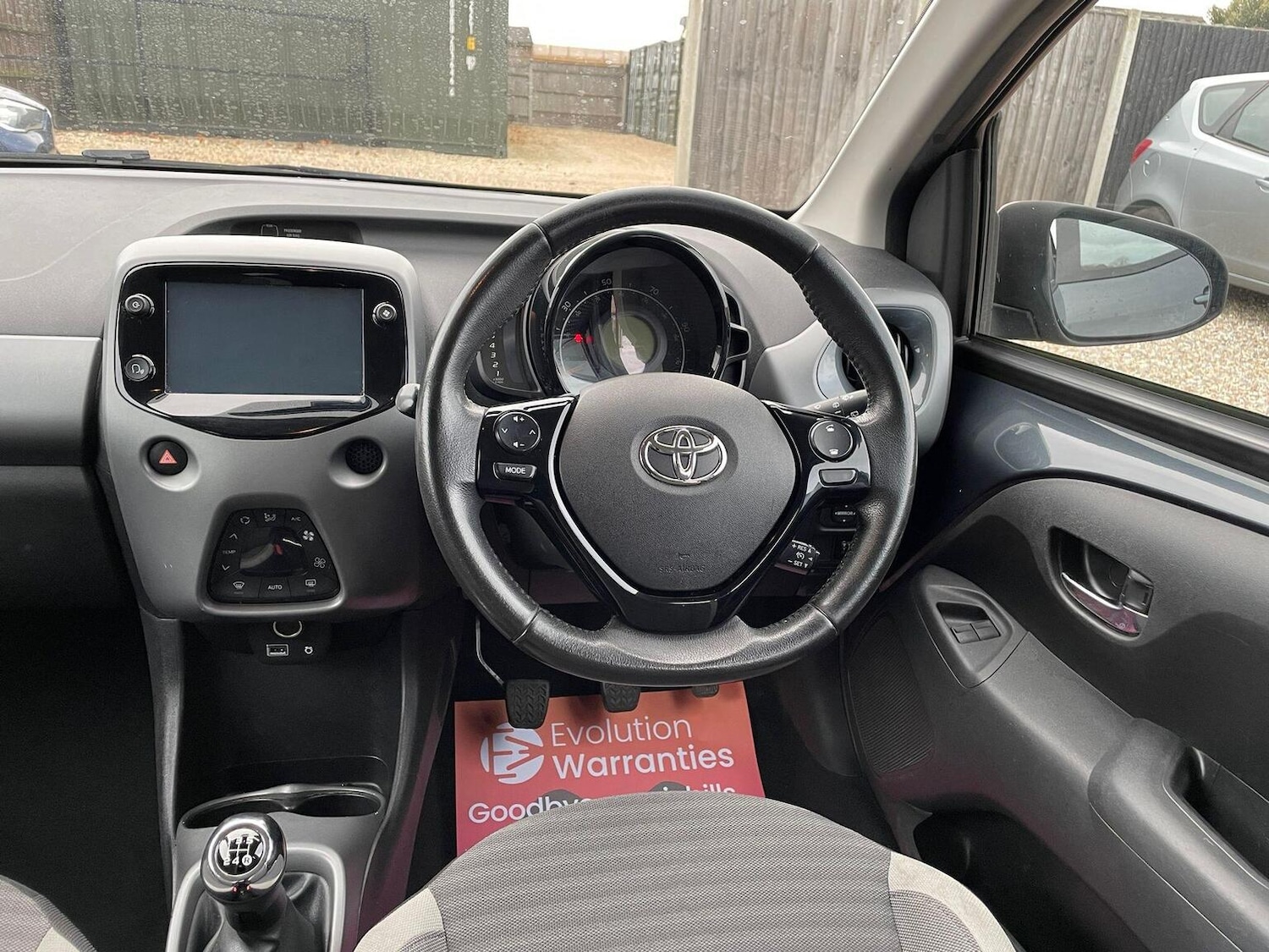 Used Toyota AYGO 2019 for sale - 76430954: Photo 11