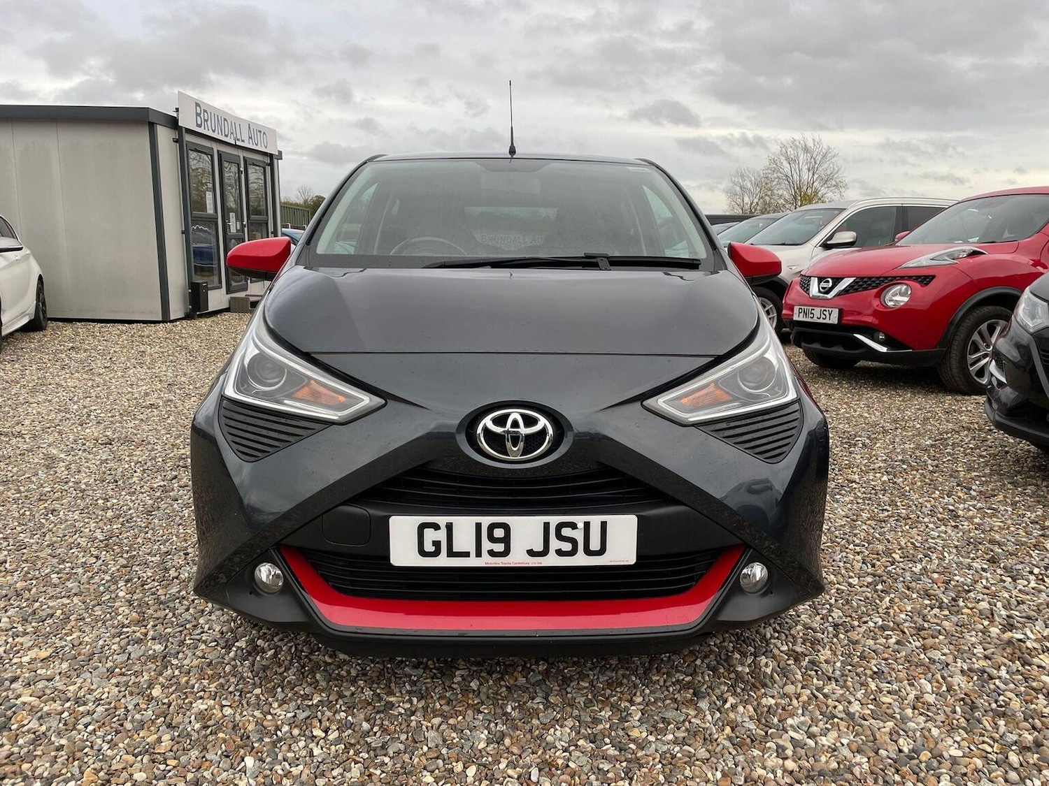 Used Toyota AYGO 2019 for sale - 76430954: Photo 2