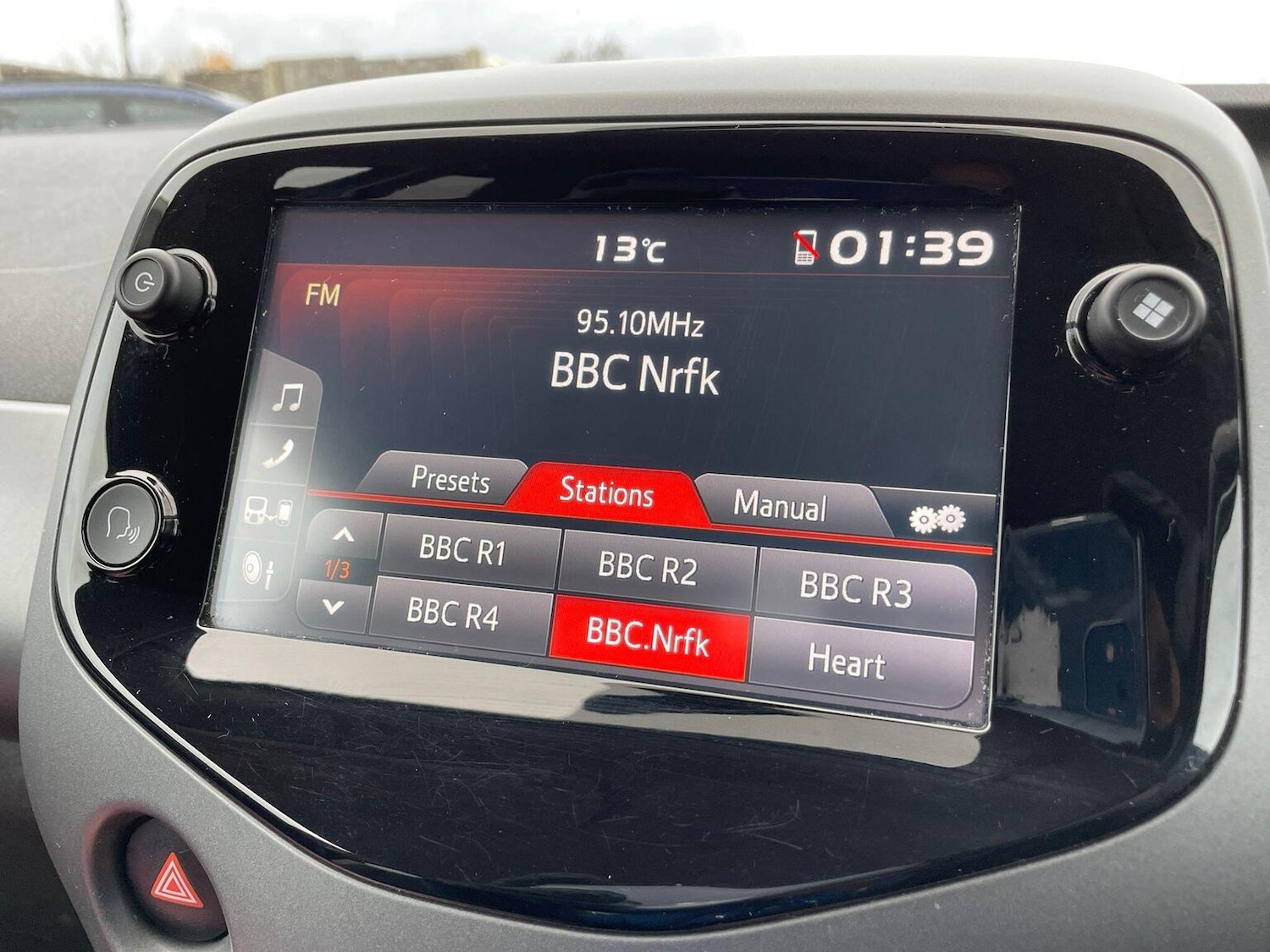 Used Toyota AYGO 2019 for sale - 76430954: Photo 27