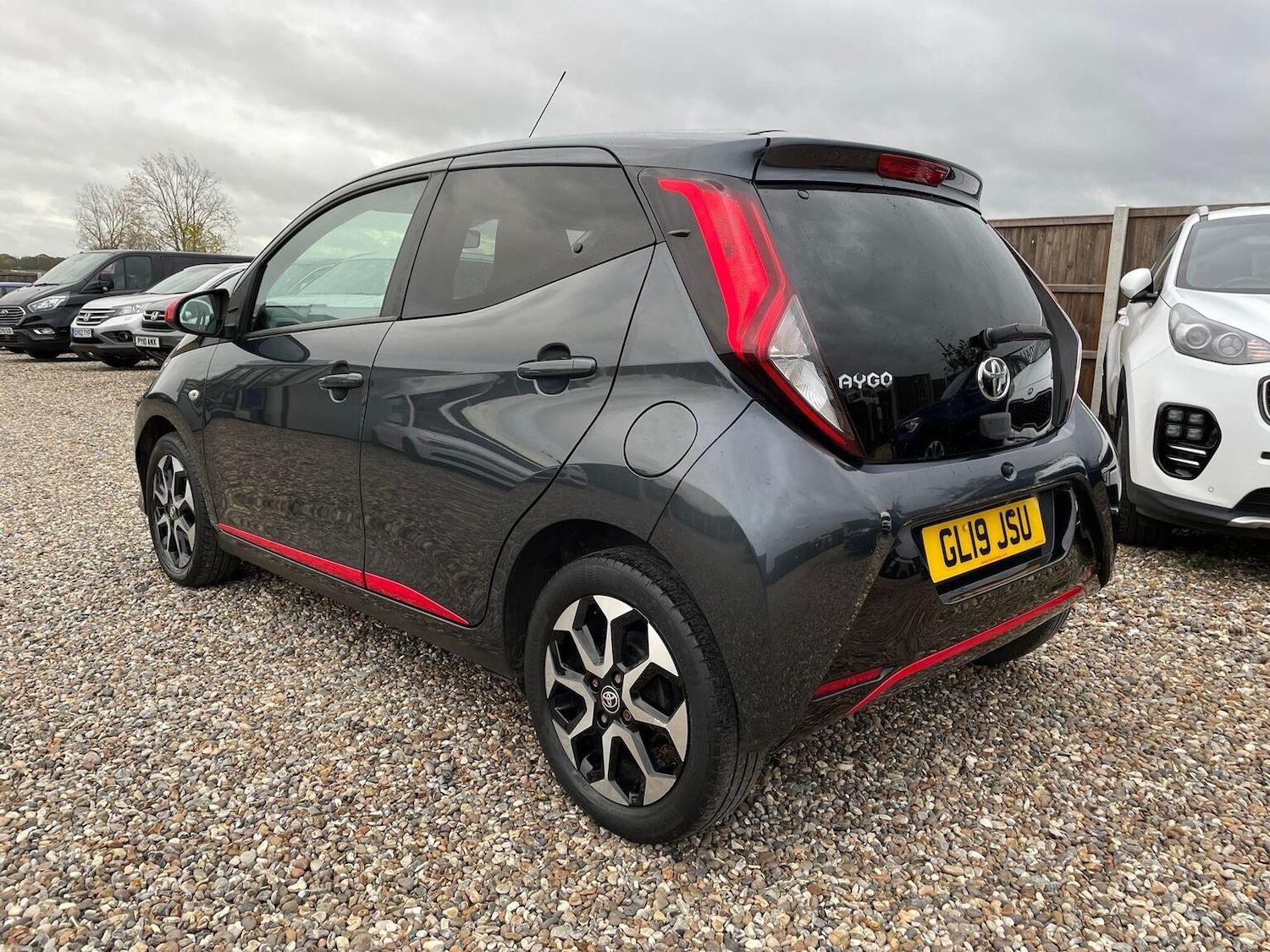 Used Toyota AYGO 2019 for sale - 76430954: Photo 4